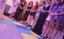 探花系列-高级会所选妃穿情趣黑丝全套服务.多姿势爆bao操
