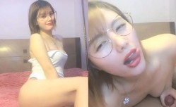 气质甜美眼镜短发妹mei子啪pa啪,69口交硬了骑坐自己动性感大屁股,后入猛操逼逼喷水