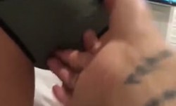 大学美女和男友做[zuo]爱自拍 操爽后趁机把菊花也爆了 女神大叫痛死了！