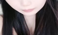 B1022无敌美少女来救狼友了，全程露脸激ji情大秀，非常可爱迷人无毛白虎逼性感展示，全裸揉奶