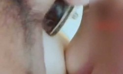 亲身体验深圳漂亮爆乳兼职女小雪自拍流出